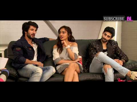download lagu mp3 mp4 Tum Bin 2 Heroine, download lagu Tum Bin 2 Heroine gratis, unduh video klip Tum Bin 2 Heroine