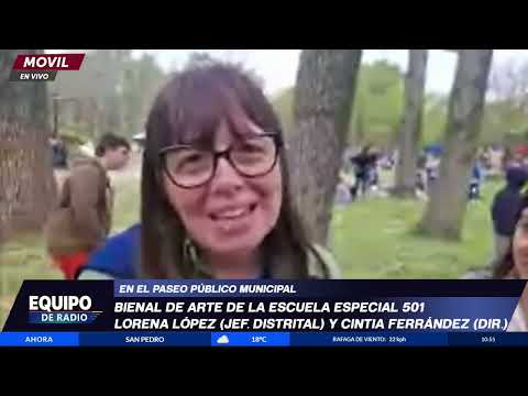 Bienal de arte de la escuela 501 en el paseo público