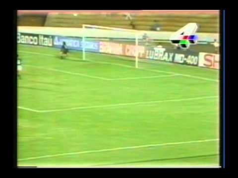 1989 (July 4) Uruguay 3-Bolivia 0 (Copa America).avi