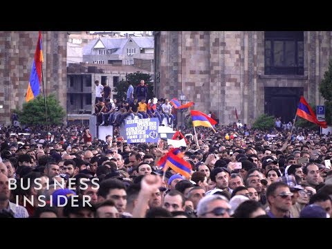 アルメニアの25万人革命、解説 (Armenia's 250,000 Person Revolution, Explained)