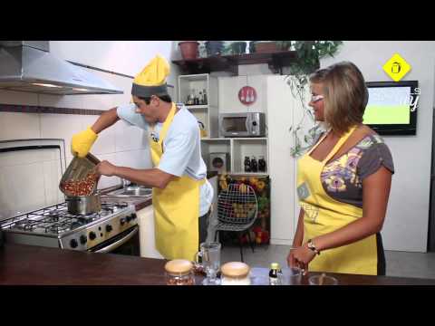 Delicatessen from Uruguay - Garrapiñada at Hostels.com.uy