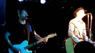 BIBLE &amp; A GUN   STEVE EARLE JASON &amp; THE SCORCHERS