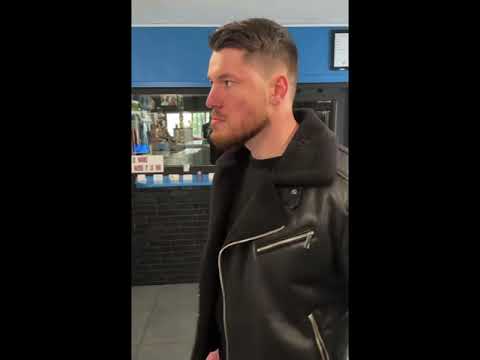 Michel, mauvaise pioche dans sa salle.