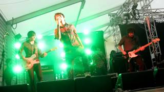 Framing Hanley - Crooked Smiles - Live at Melbourne Soundwave 2/3/2012