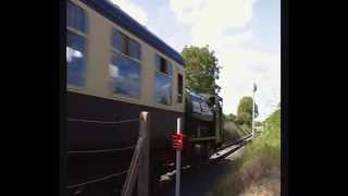 preview picture of video 'Steam. Northern Gas Board 1 @ Wallingford Level Crossing (Bunk Line) May 2014'
