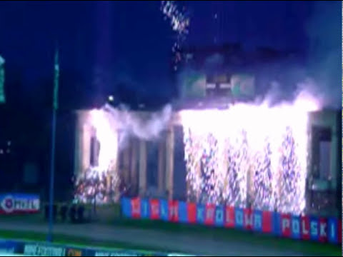 3D-Historia: Wisła Kraków -  Polonia Warszawa (kibice). 2002-04-19