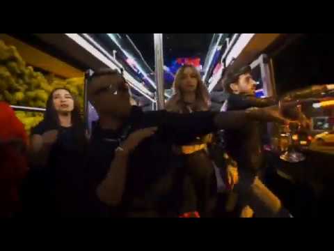 Nuestro meet and greet con  Itzza Primera, Dejota2021 y Ryan Roy en BUXURY Bus Limosina