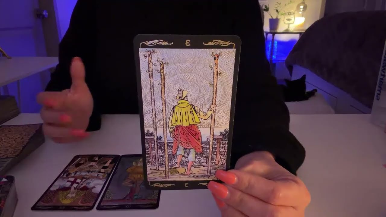 Golden is live! $20 pop up mini readings (only taking a few!)