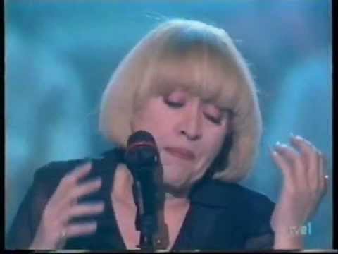 MARI TRINI- AYÚDALA-(ACTUACIÓN)