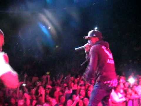 New Boyz Bring Travis Porter Out at the Chris Brown Concert! Live Performance