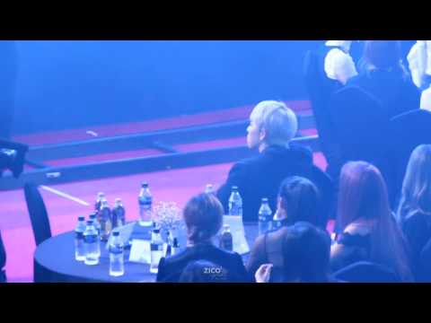 [ZICO²] 170119 ZICO (지코) 직캠 - MOBB 빨리전화해 무대 대기석 리액션 (in SMA)