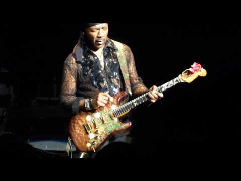 Ernie Isley Live  Guitar solo from " Summer Breeze "