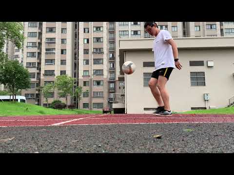 20210704 Day 21 of learning how to do Around the World soccer trick