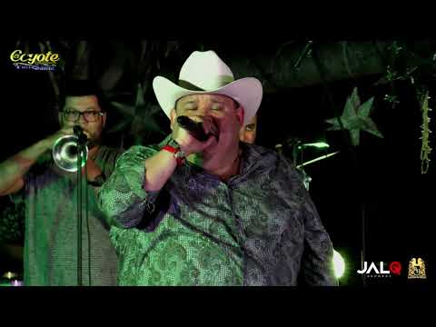 El Desquite - El Coyote y su Banda Tierra Santa ( En Vivo )
