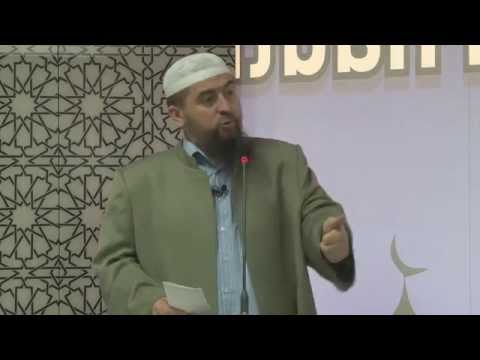 Vlera e muajit Muharem dhe Agjërimi i ditës së Ashurës [HUTBE] - Dhulkarnejn Ramadani