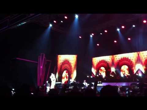 Yovie Widianto feat Sharon Corr - So Young - Irreplaceable Concert