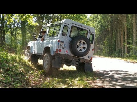 Defender TD5 testing Central Diff Lock - Land Rover