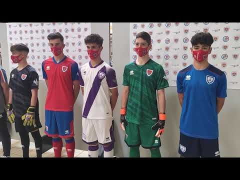 El pantalón azul regresa a la primera equipación del Numancia