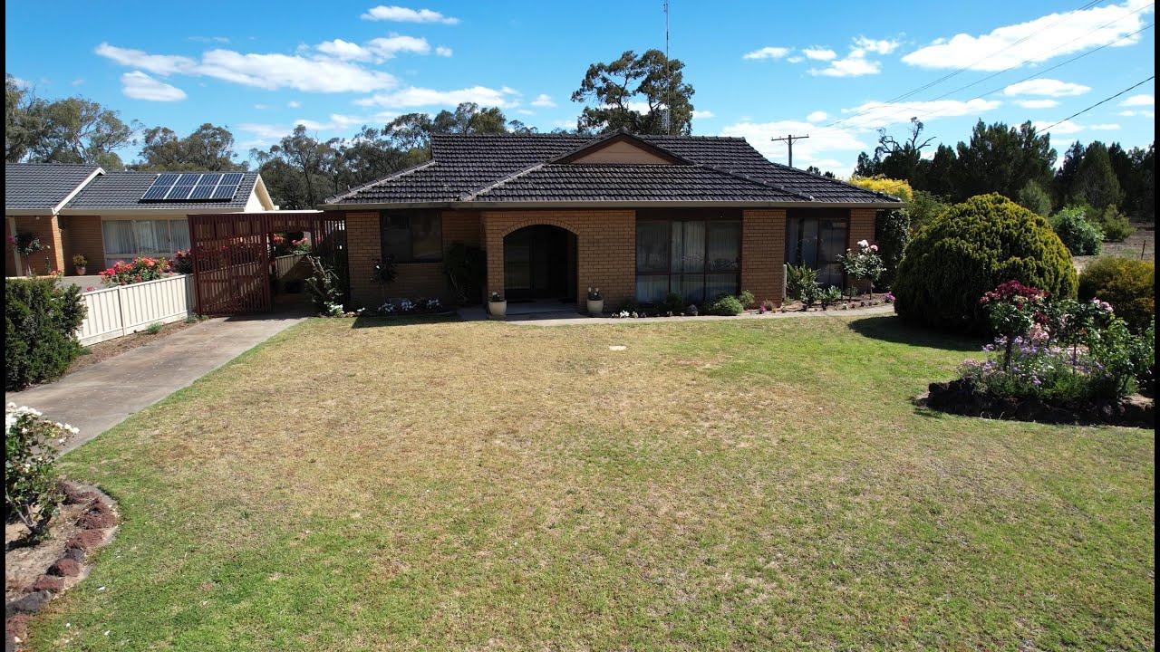 Property Video 130 Craig Avenue, WARRACKNABEAL VIC 3393