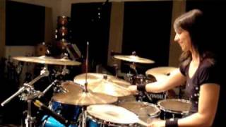 Emmanuelle Caplette on drum: Ton Désamour (June 2009)