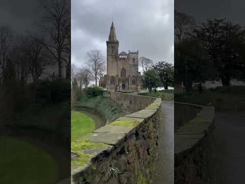 Dunfermline Abbey in Scotland.🏴󠁧󠁢󠁳󠁣󠁴󠁿