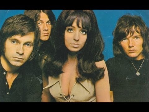 download lagu mp3 mp4 Shocking Blue Pickin Tomatoes, download lagu Shocking Blue Pickin Tomatoes gratis, unduh video klip Shocking Blue Pickin Tomatoes