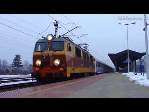 EP09-029 z EC "Varsovia" i EP09-046 z TLK "Norwid" na CMK.