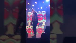 Senza Pagare e Sconosciuti da una vita - Fedez e J-Ax live repack party Milano 21-12-2017