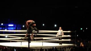 preview picture of video 'WWE Bolzano 2014 - John Cena vs Seth Rollins Street Fight Match'