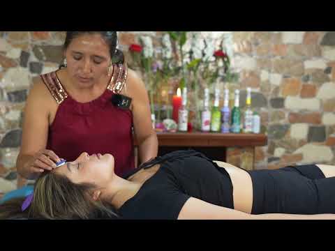 Masaje ASMR y susurros de Doña Esperanza: Armonizando los Centros Energéticos del Cuerpo para dormir