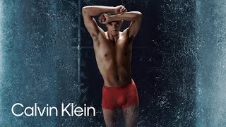 Calvin Klein Trent Alexander-Arnold Warms Up in Calvin Klein