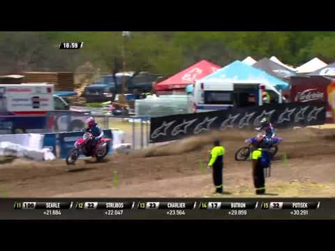 Romain Febvre passes Evgeny Bobryshev MXGP of Leon MXGP race 1 2016