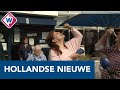 'Knier' Ilona Blok van Het Uiterjoon krijgt eerste vaatje Hollandse Nieuwe overhandigd - OMROEP WEST