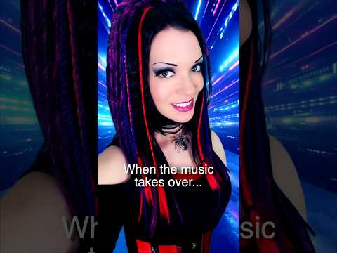 💜 When the music takes over...