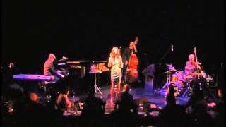 Halie Loren - "Danger in Loving You", Billboard Live Osaka (Japan, 2015)