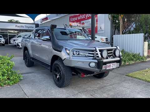 2016 Toyota Hilux SR5