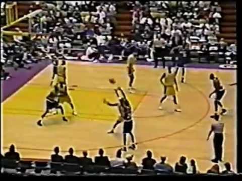 Spud Webb (32pts/12asts) vs. Lakers (1994)