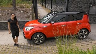 Kaaran Mia Pelttarin koeajossa Kia Soul