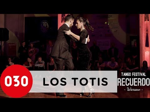 Virginia Gomez and Christian Marquez – El Marne #LosTotis