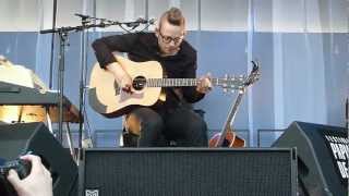 Bernhoft - &quot;Control&quot; @ Festival Papillons de Nuit - 26/05/12.