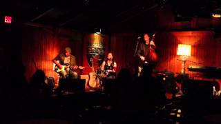 &quot;I Just Wanna Make Love To You&quot; - (Howlin&#39; Wolf cover) Twil