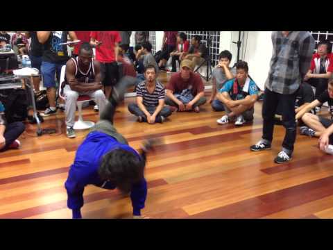 Phil vs Mad Cao | VSDF 2015 | Top 16