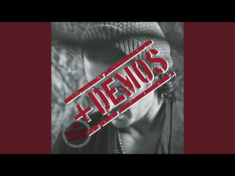 Mi Novia Se Me Esta Poniendo Vieja (Version Piano) - Ricardo Arjona