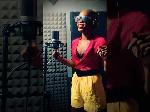 I Feel It Coming - Queen Samar (The Weekend ft. Daft Punk Cover)