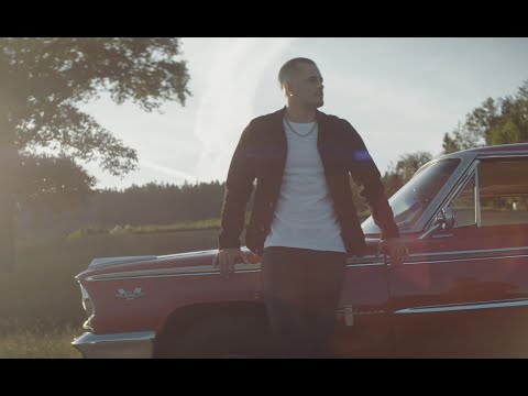 Loco Escrito - Mamá (Official Video)