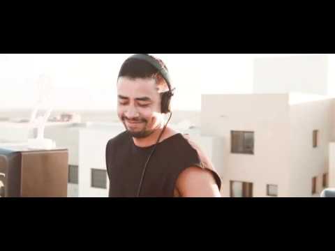 Bergesch w/ The Roof