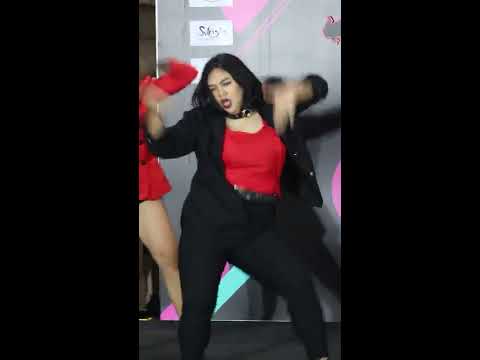 180324 Refill cover CLC (Mim as Yeeun) - Black Dress @ Centralplaza Chaengwattana Cover