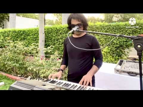 Sanjay Sharma Live Singin...