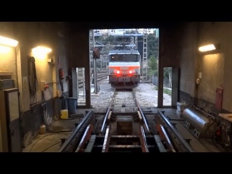 Rail View T Tren de Portbou a Barcelona Talgo VI 274 2013