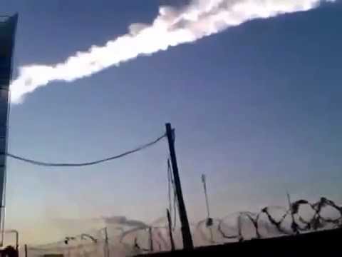 Ein Meteorit schlegt in Russland ein :15.2.13